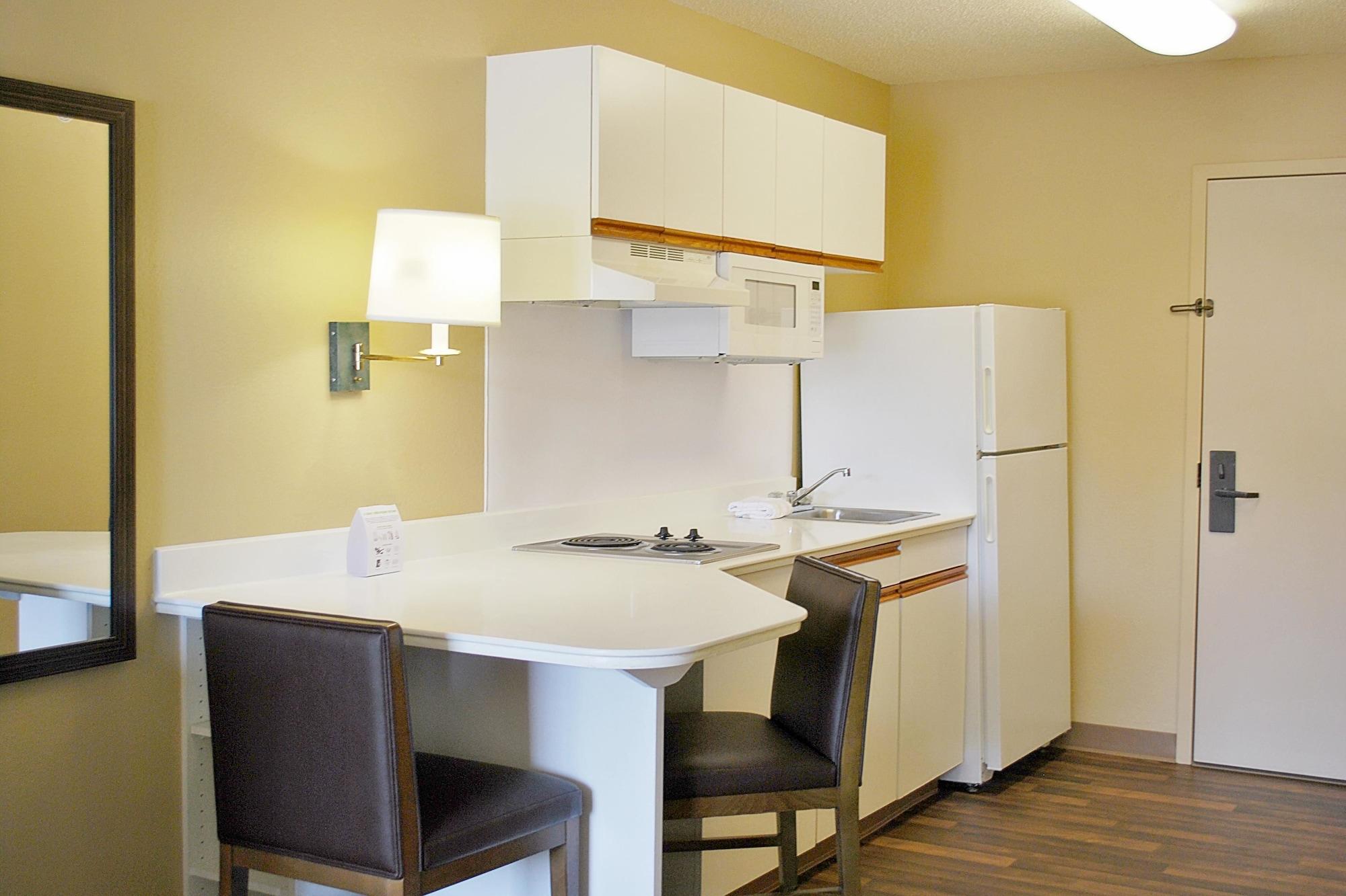 Extended Stay America Suites - St Louis - Westport - Central Maryland Heights Exteriör bild
