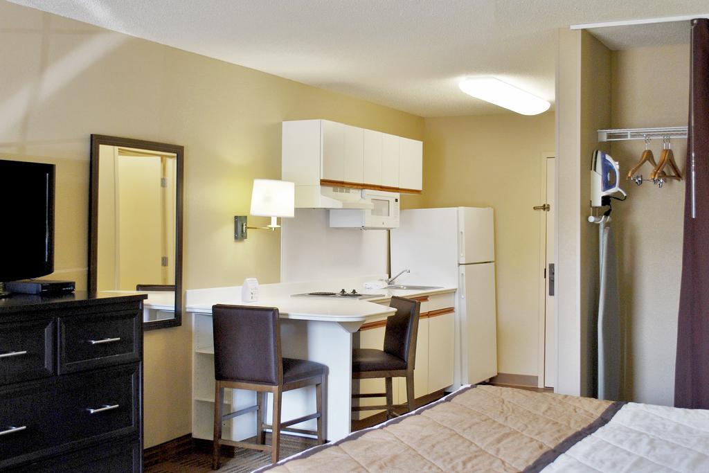 Extended Stay America Suites - St Louis - Westport - Central Maryland Heights Exteriör bild