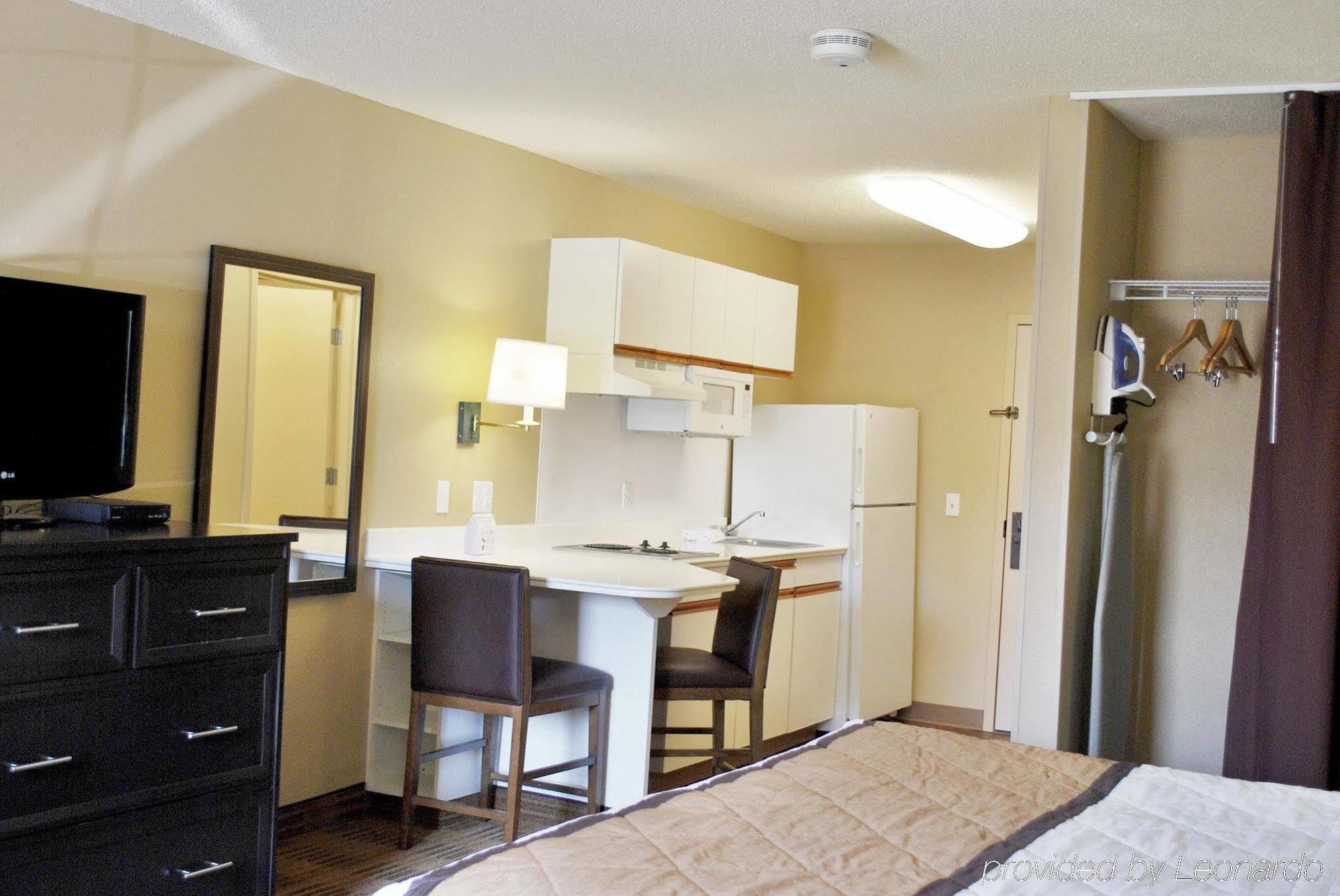 Extended Stay America Suites - St Louis - Westport - Central Maryland Heights Exteriör bild
